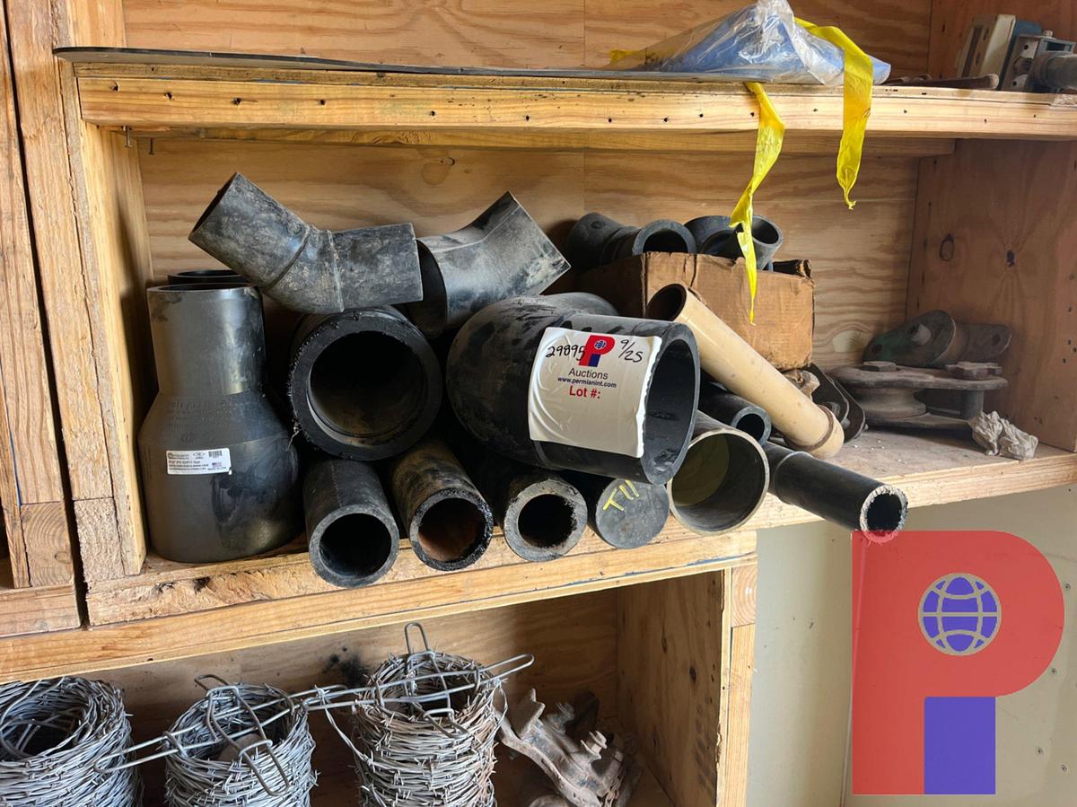 Used ASSORTMENT OF INTEGRI FUSE POLY PIPE FITTINGS