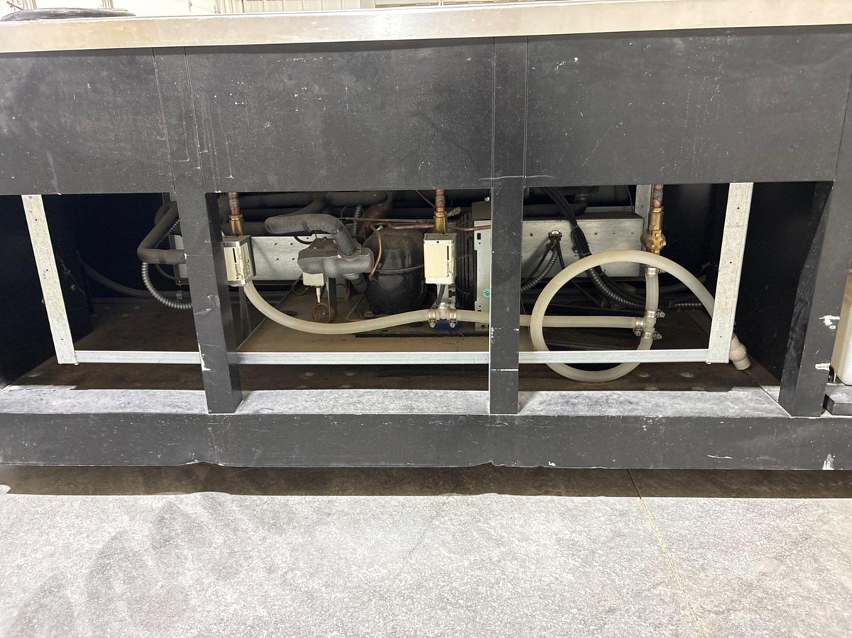 Used Vollrath 4-piece concession stand