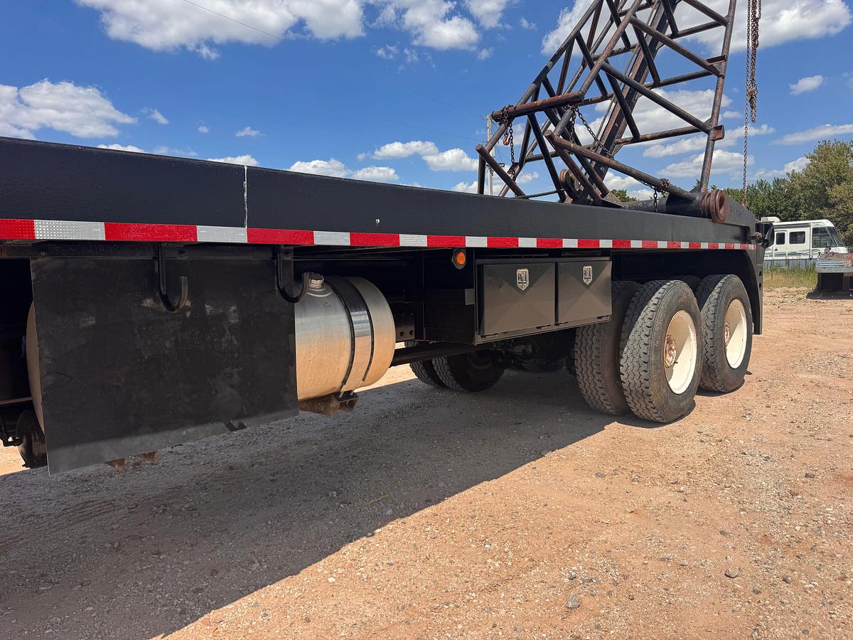 Used 2007 Western Star 6900 XD Twin Steer Winch Truck / Gin Truck