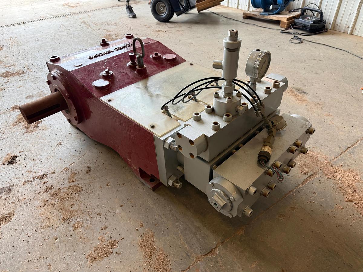 Used (UNUSED) GARDNER DENVER MODEL TY-375S 10K WP TRIPLEX PUMP