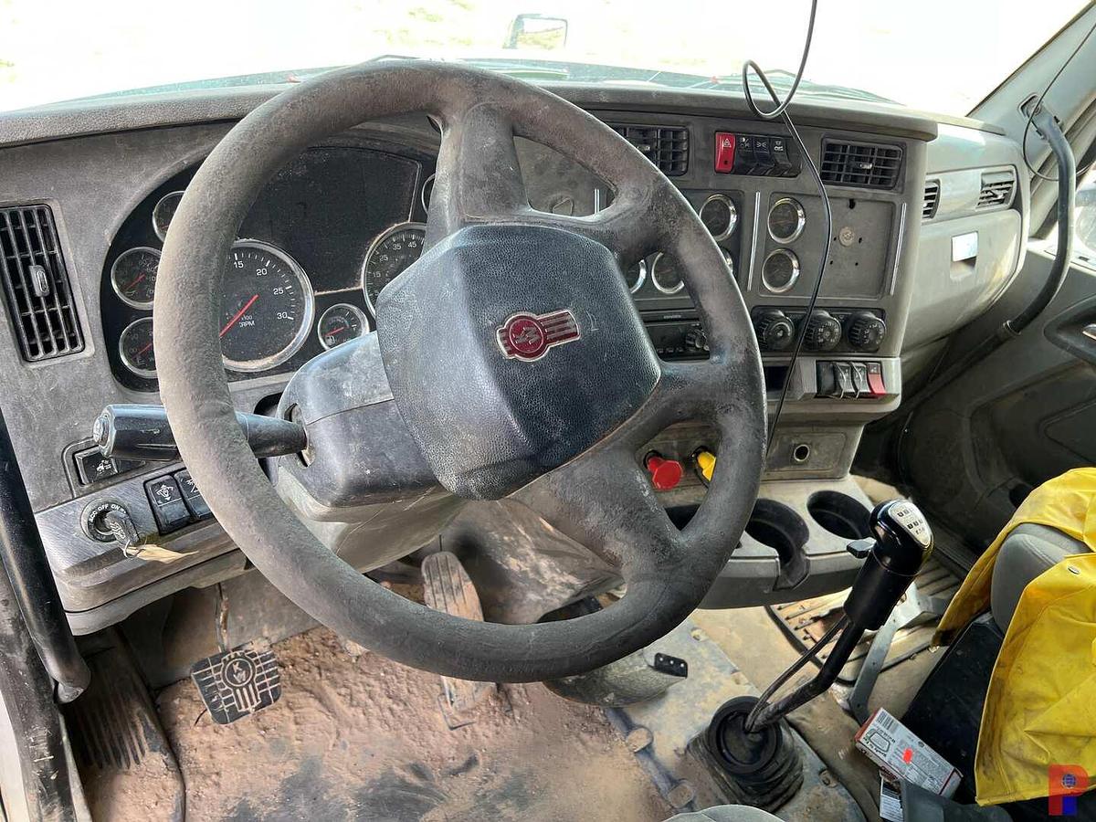 Used 2015 KENWORTH T680 T/A SLEEPER HAUL TRUCK