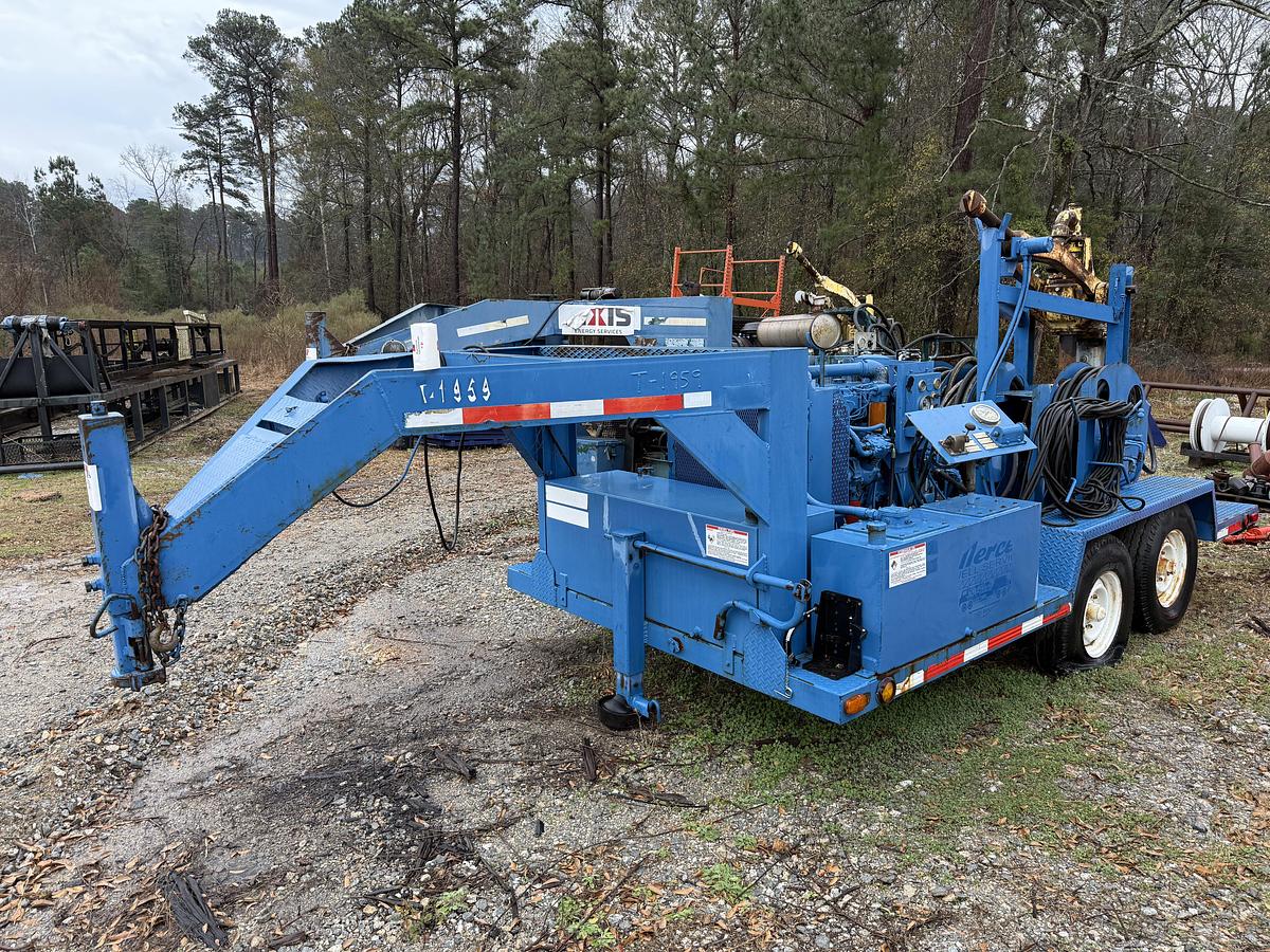 Used BOWEN 2.5 85-TON POWER SWIVEL P/B CATERPILLAR MTD ON T/A GOOSENECK TRAILER