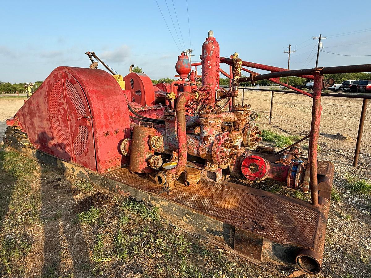 Used IDEAL C-150 DUPLEX MUD PUMP P/B CATERPILLAR 3306TA, SKIDDED
