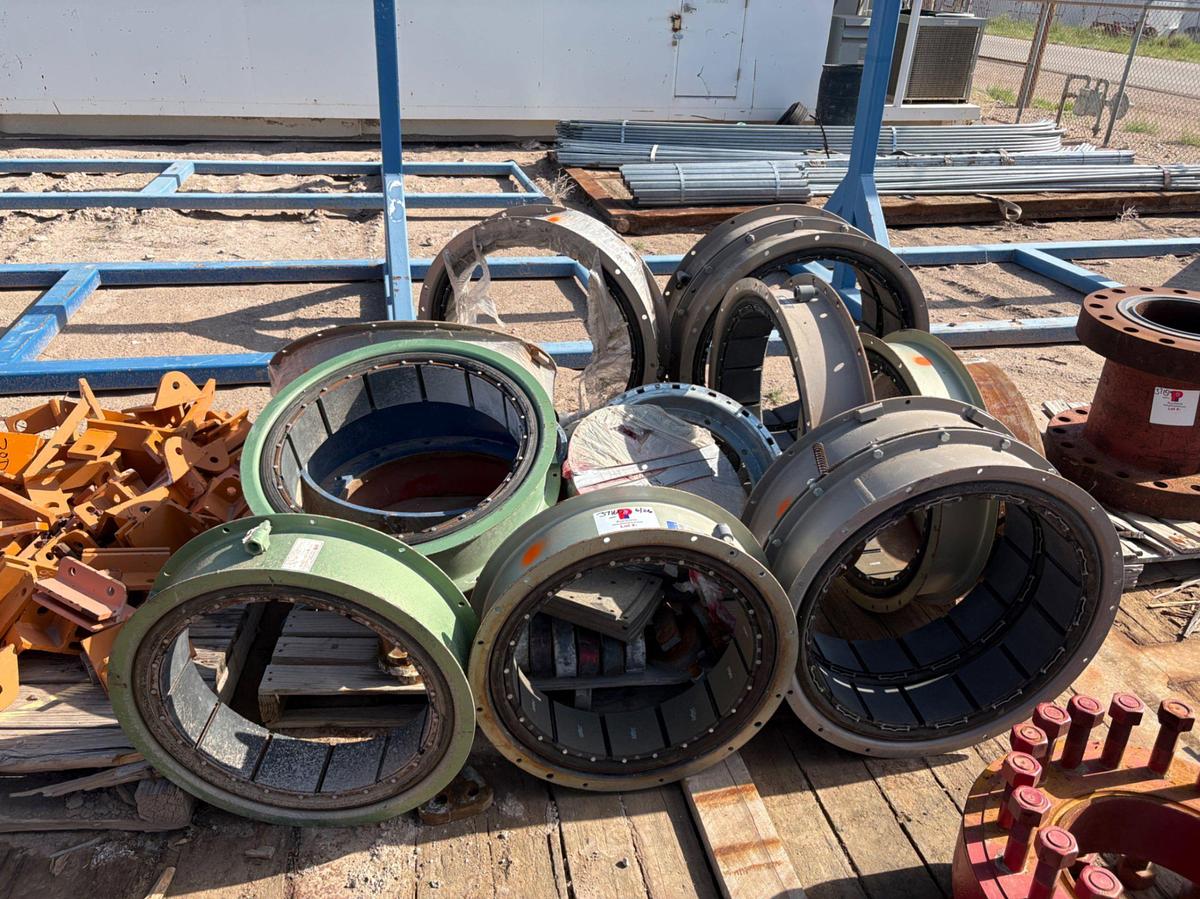 Used Lot of (12) Unused Eaton Air Clutches