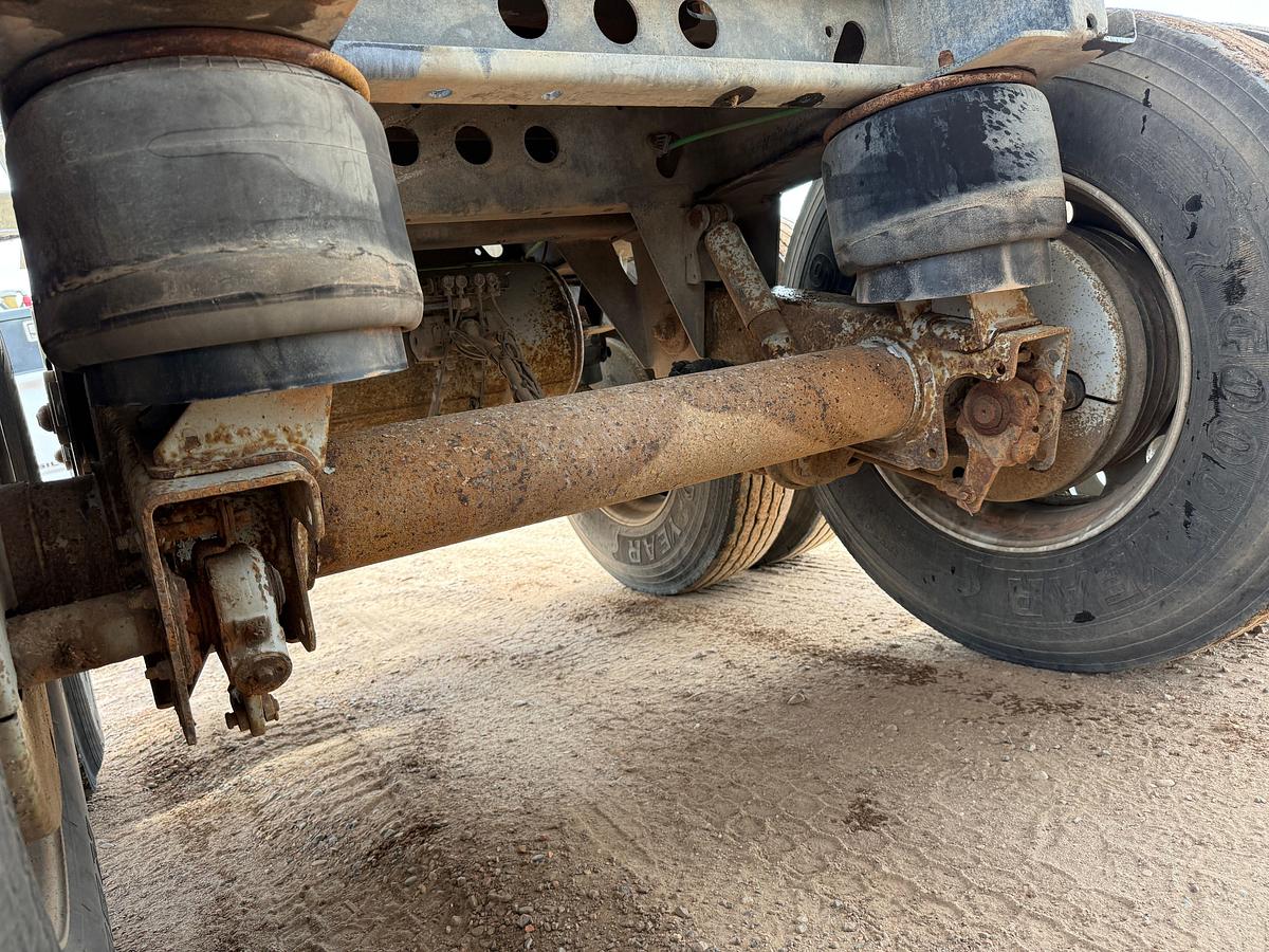 Used 2014 STEPHENS 6,800 GALLON DOT-407 4-AXLE PUP TRAILER