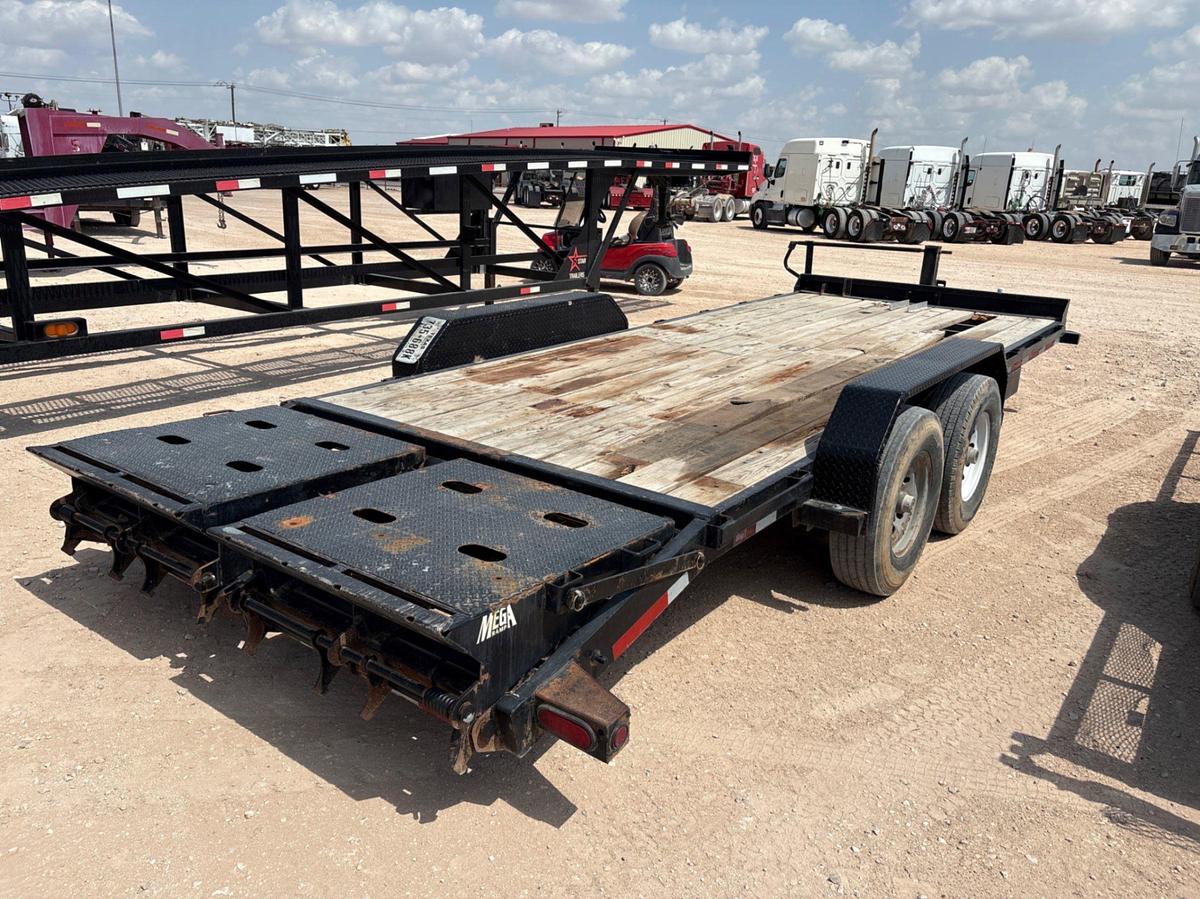 Used 2017 BIG TEX 20’6” X 7’ T/A BUMPER PULL CAR HAULER TRAILER