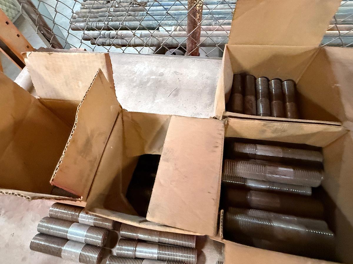 Used SHELF w/ (100*) 1-3/8” x 1-1/8”, 1-3/8”, 1-1/8”ADAPTER STUDS