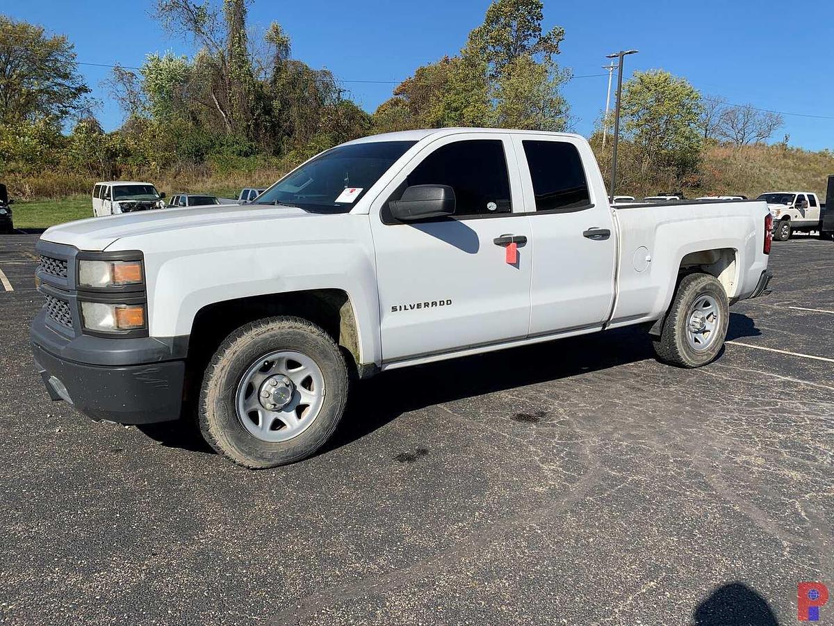 Used 2014 CHEVROLET SILVERADO 1500 4X2 CREW CAB PICKUP