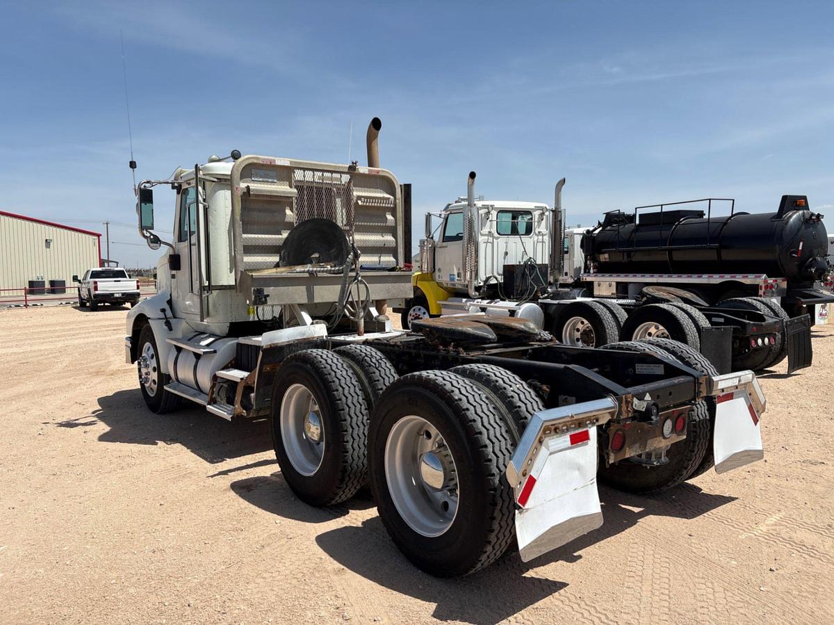 Used 2008 INTERNATIONAL 9200I T/A DAYCAB HAUL TRUCK