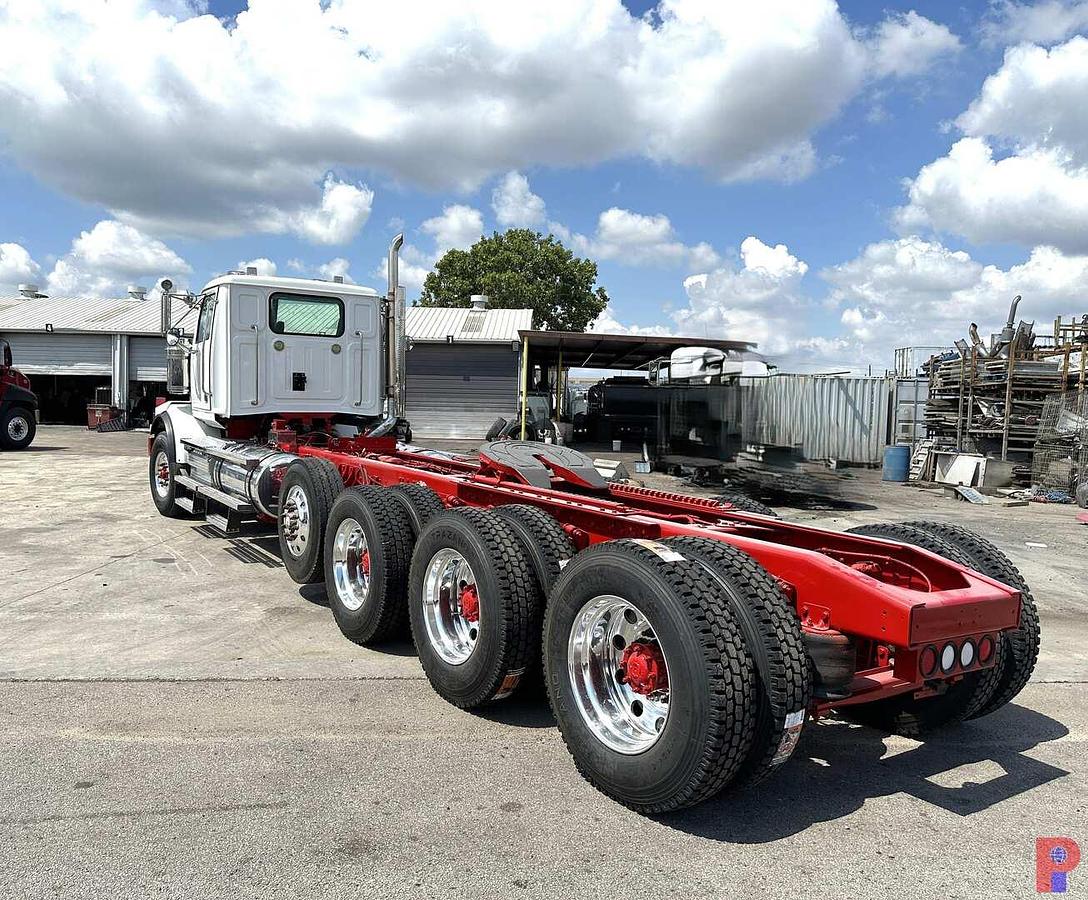 Used 2012 WESTERN STAR 4900 SA 4-AXLE TRI-DRIVE HEAVY HAUL TRUCK TRACTOR