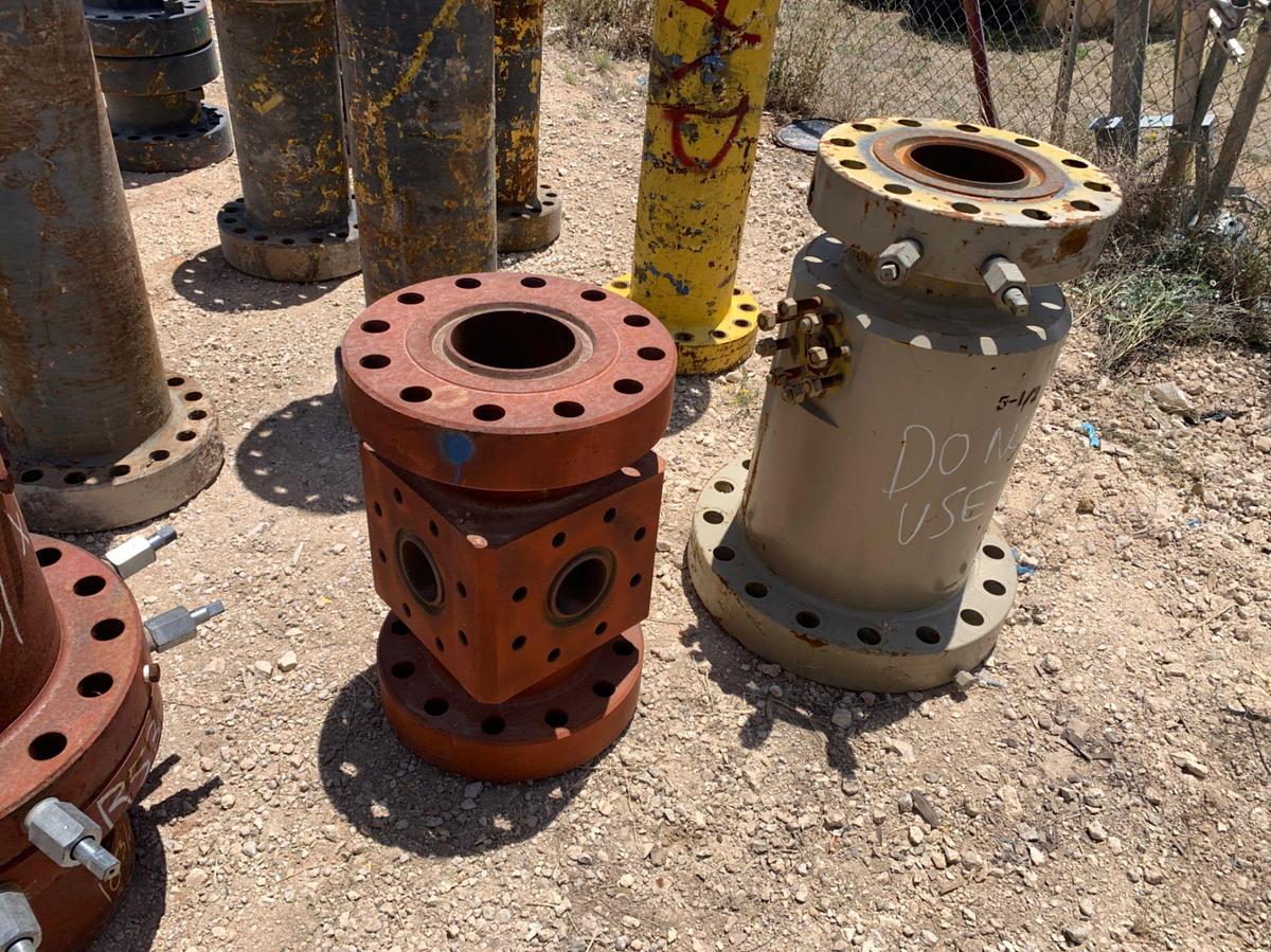 Used (6x) 7-1/16 10k Fluid Crosses w/(4) 2-9/16 5k Gates Valves