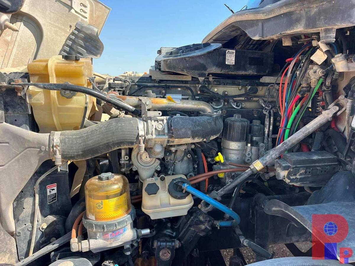 Used 2012 FREIGHTLINER CASCADIA T/A SLEEPER HAUL TRUCK