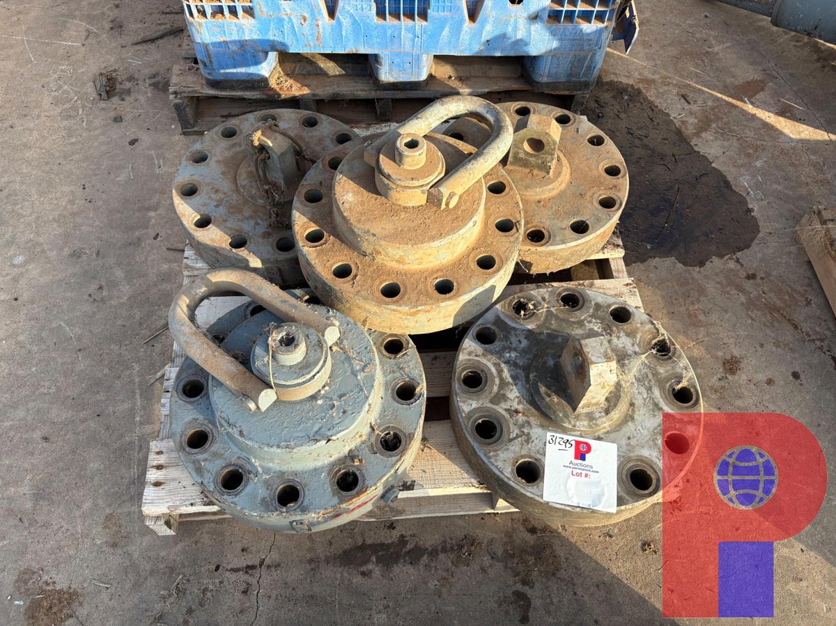 Used (5X$) 20”DIA LIFT FLANGES