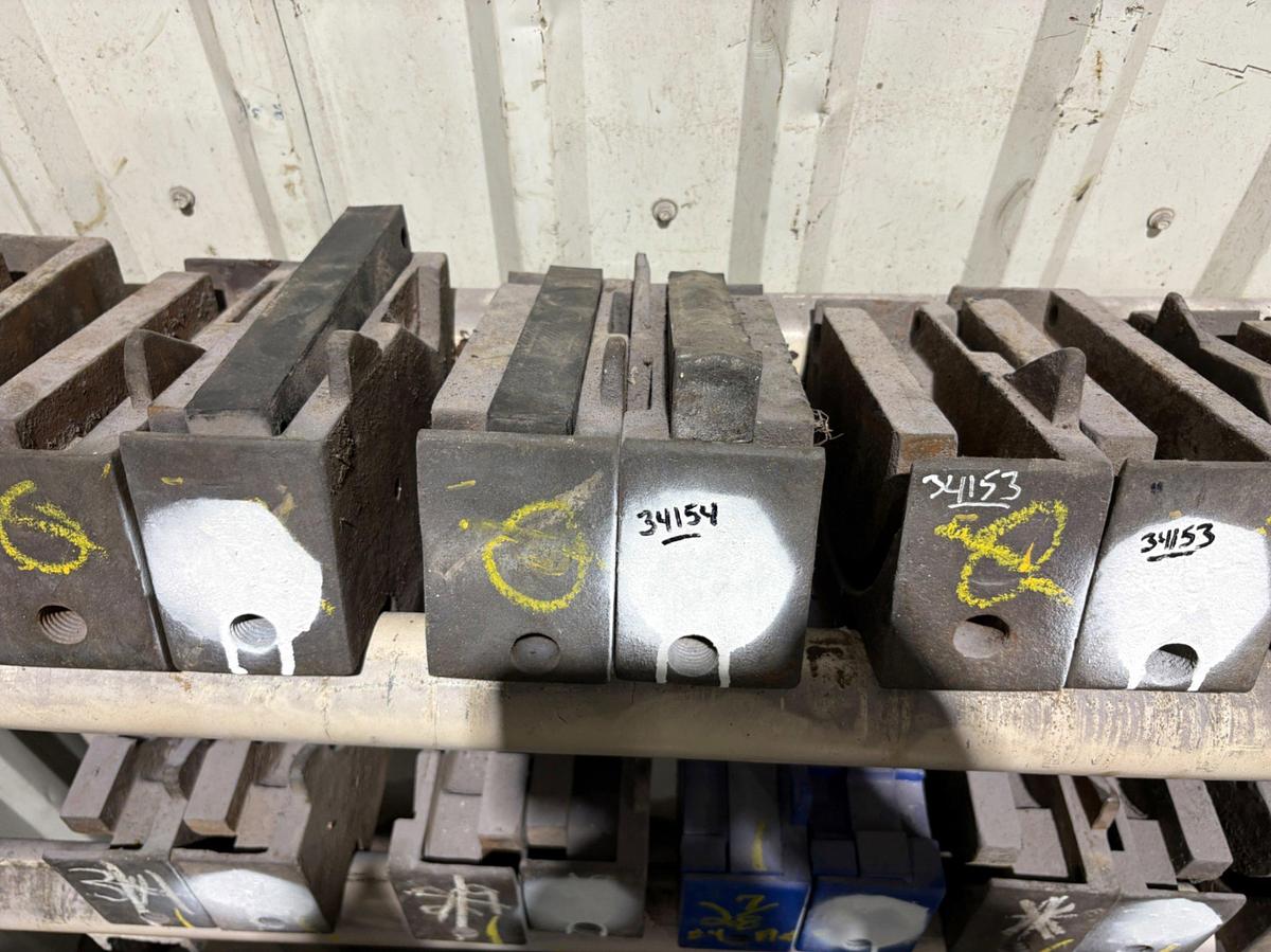 Used SET OF (2) BLIND REEDY BOP RAMS