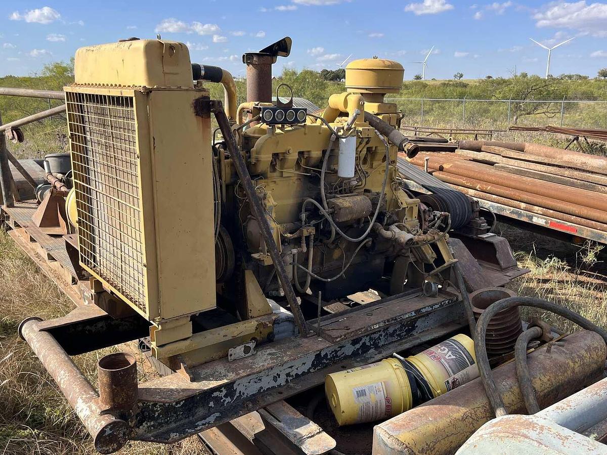 Used 1981 CHICAGO PNEUMATIC CP700 TOP DRIVE WATER WELL DRILLING RIG Package