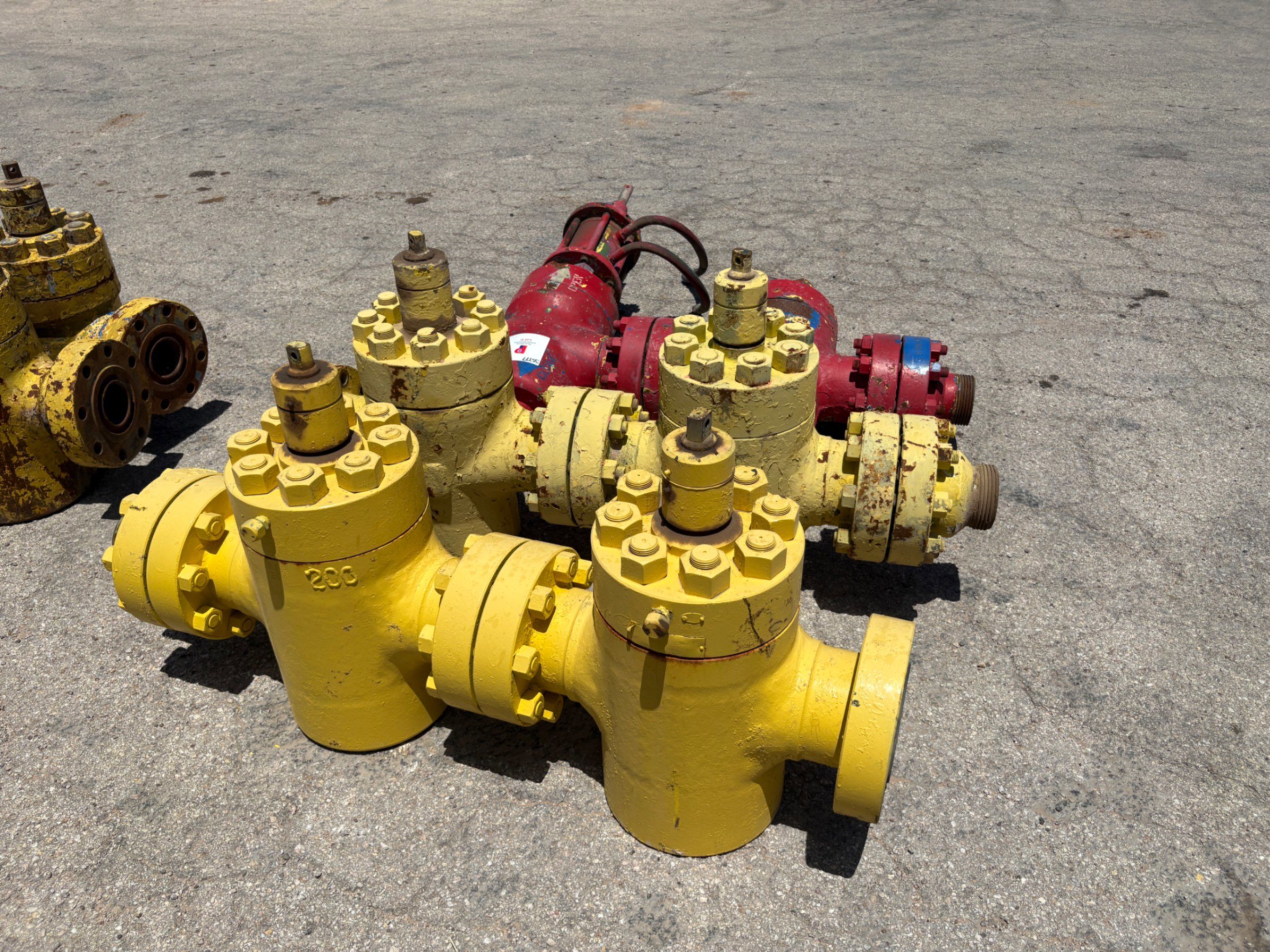 Used (8x$) (8) 4” 10k gate valves