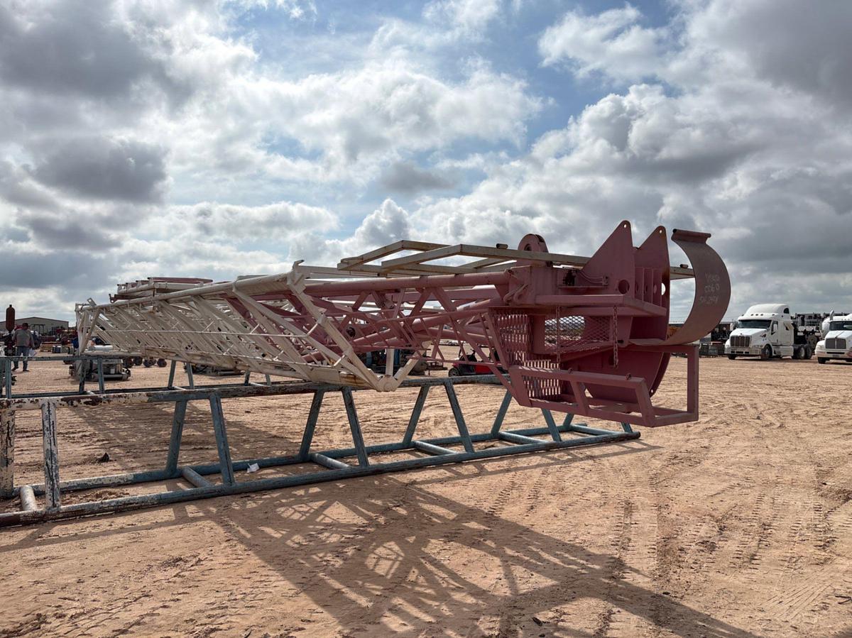 Used 96’ x 152,000 mast
