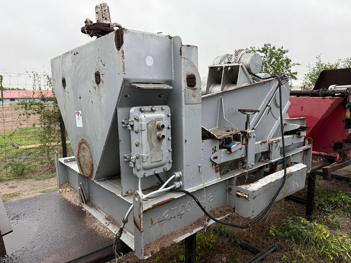 Used 2007 NOV BRANDT COBRA 3-PANEL 95” X 66” X 63” SHALE SHAKER & (1) PARTS SHALE SHAKER