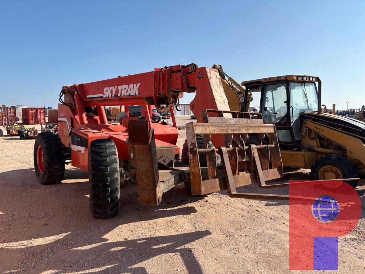 Used SKYTRAK 10054 10,000LBS TELEHANDLER