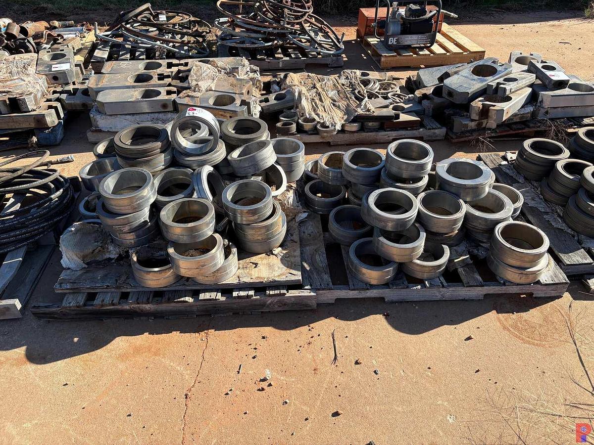 Used (4 PALLETS) ASSORTED GATE VALVE RETAINER PLATE RINGS