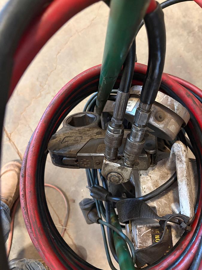 Used Global bolting technologies 10k psi hydraulic power pack