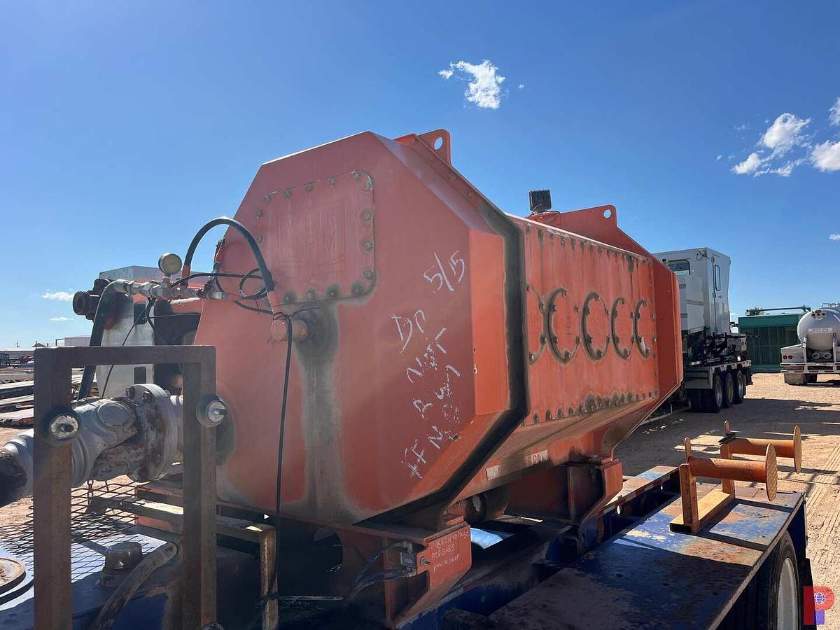 Used 2011 SERVA 3-AXLE TRAILER MOUNTED FRAC PUMP