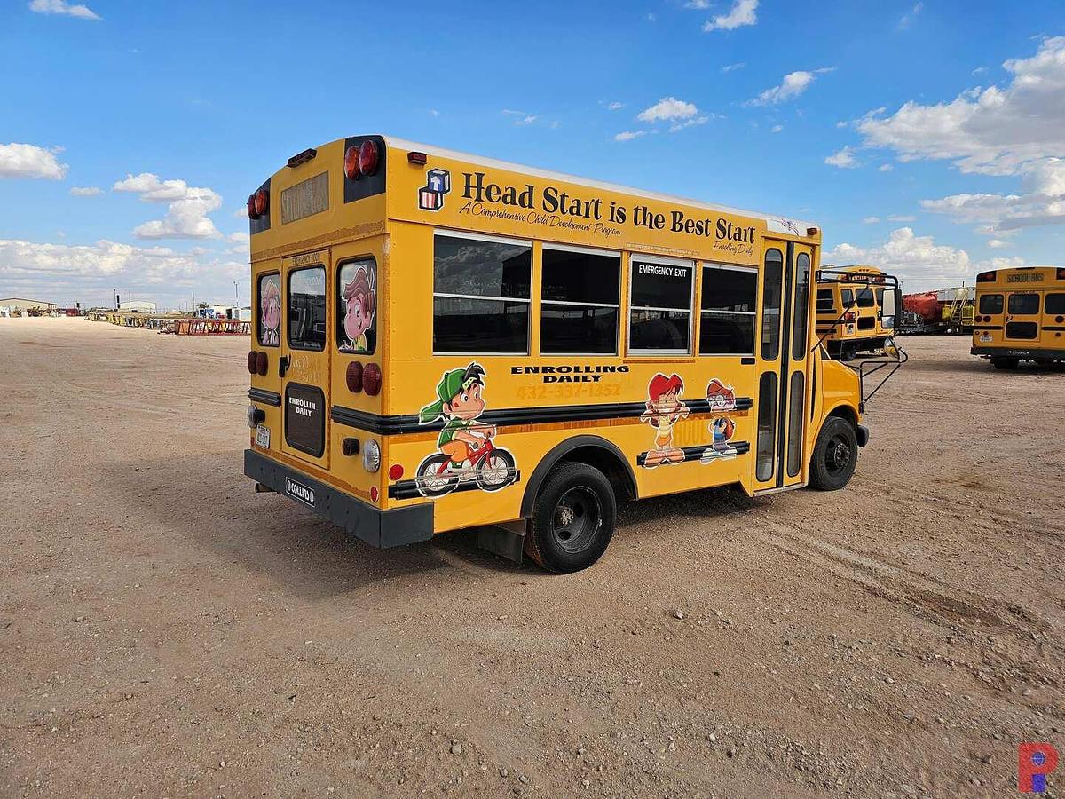 Used 2000 CHEVROLET EXPRESS PASSENGER BUS