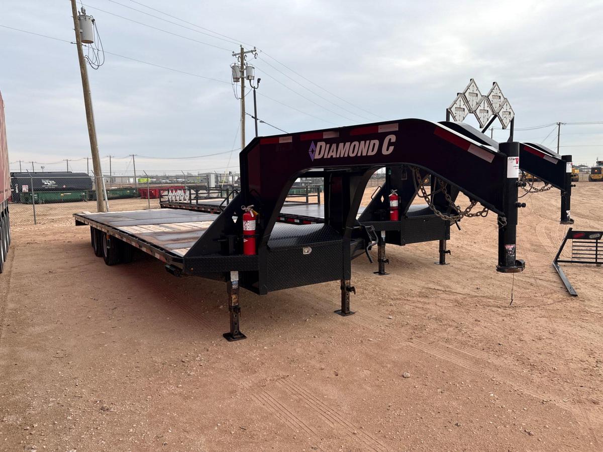 Used 2019 ROADCLIPPER DIAMOND C 30’ X 102” T/A GOOSENECK TRAILER