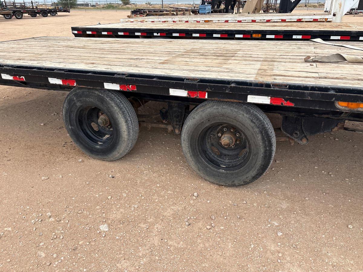 Used 2013 PJ 35’ X 8’ T/A GOOSENECK TRAILER