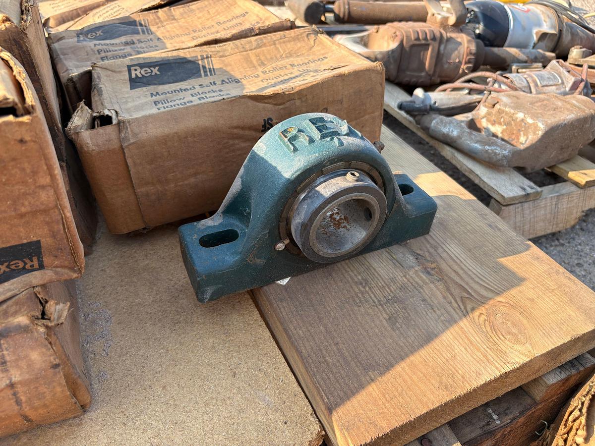 Used (2 pallets w/ (20+) unused rex pillow block bearings & (30+) skf GEZ ES bearings
