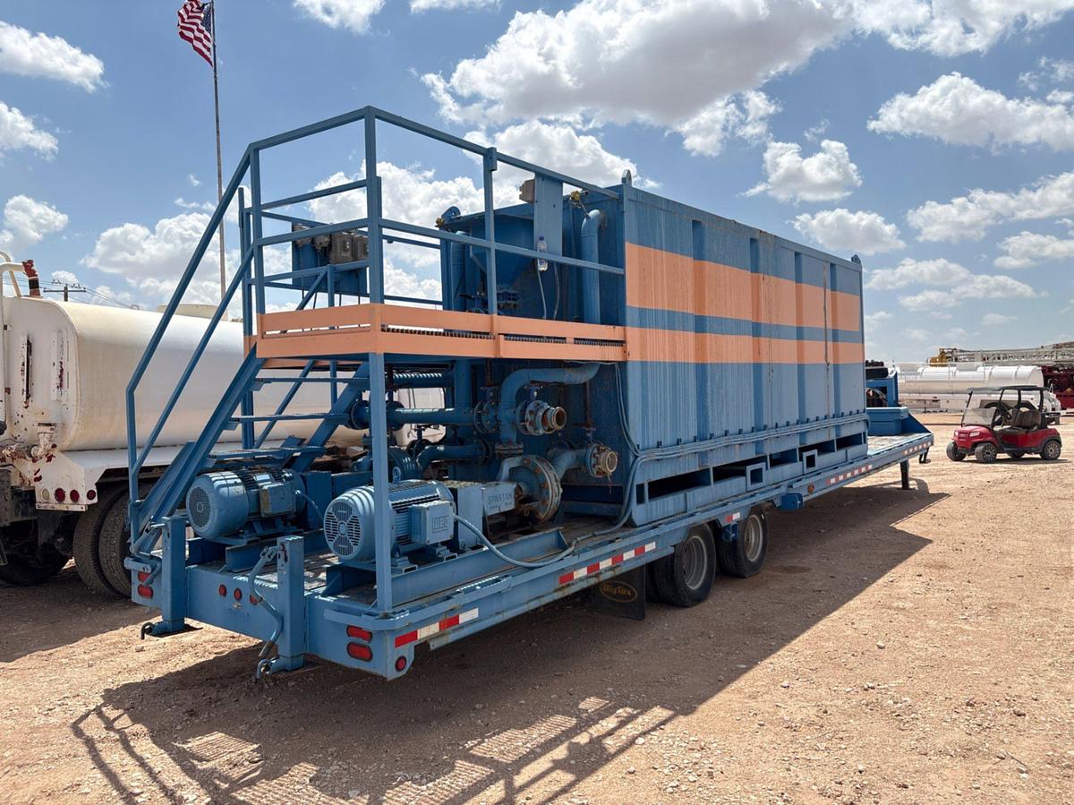 Used 2017 BIG TEX 40’ X 102” T/A GOOSENECK BATCH MIXING TRAILER