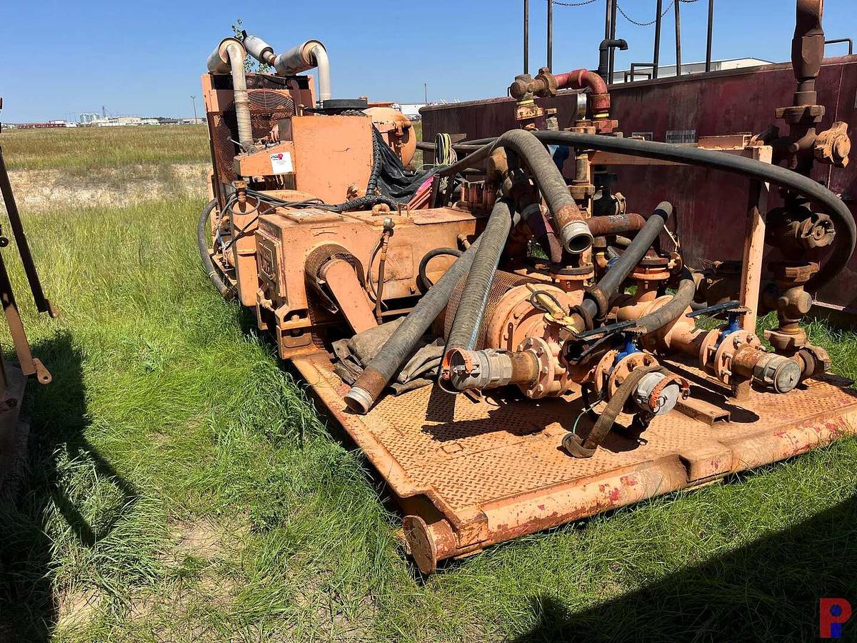 Used NATIONAL JWS 165 5K TRIPLEX WELL SERVICE PUMP P/B DETROIT 6V71N  SPICER 5 SPD TRANS