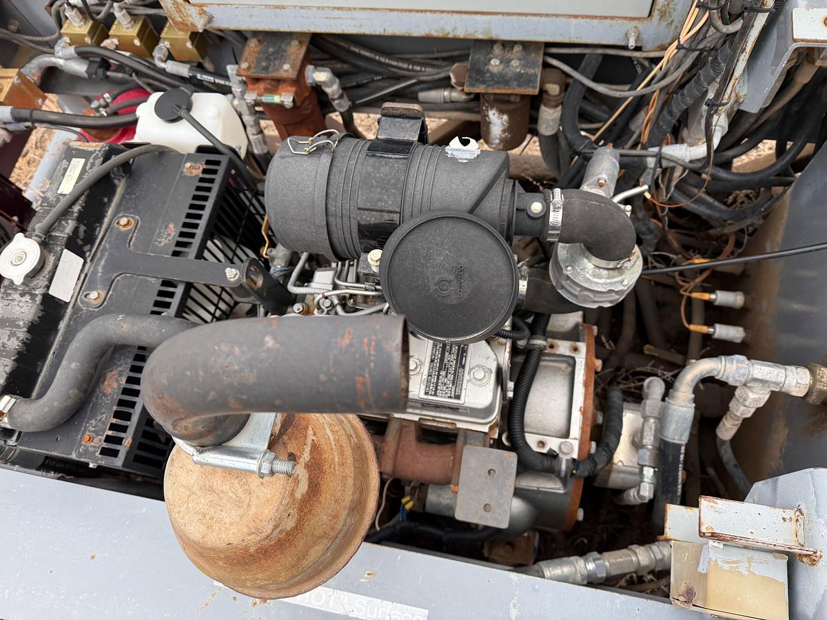 Used NORTH RIG C4S 30’H HYDRAULIC CATWALK PIPE HANDLER SKIDDED P/B YANMAR DIESEL ENGINE