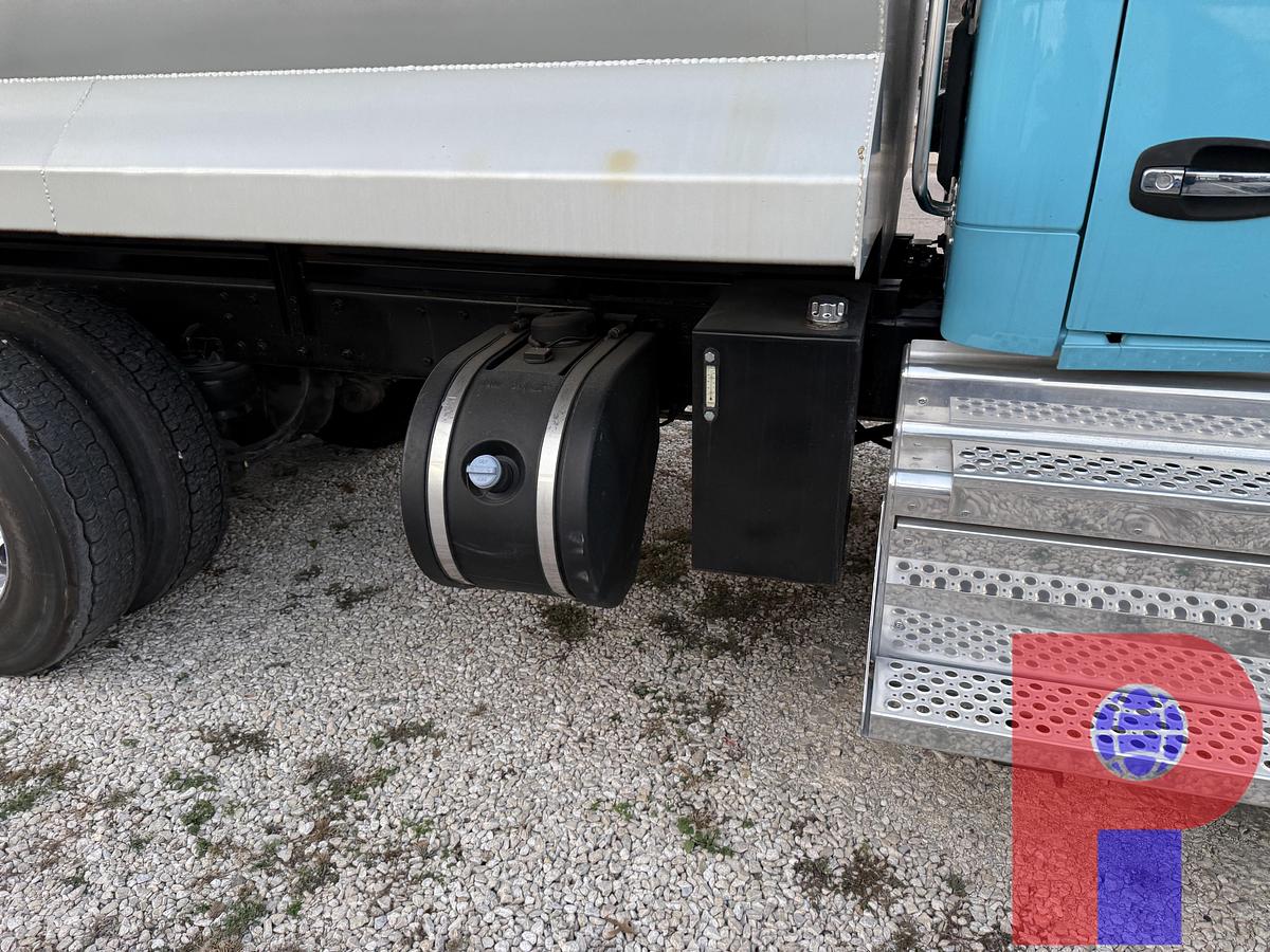 Used 2019 KENWORTH T680 T/A DUMP TRUCK