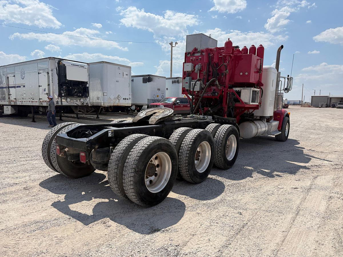 Used 2013 PETERBILT 367 TRI-DRIVE COILED TUBING SUPPORT WET KIT TRUCK