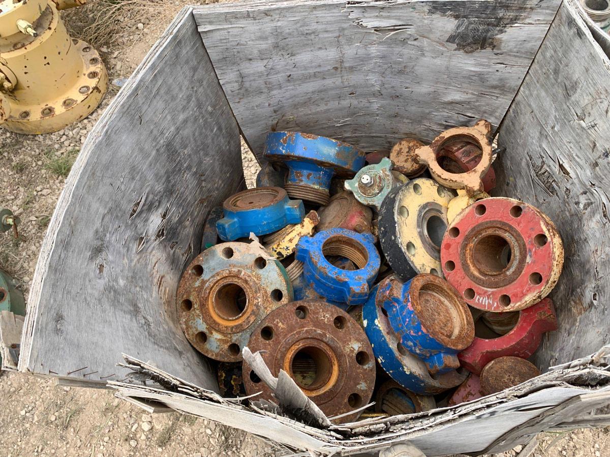 Used (3) Totes of 3” to 4” 10k Weco Flanges