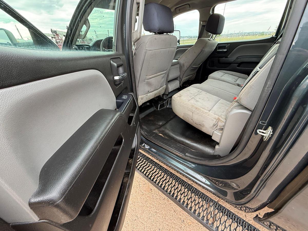 Used 2018 CHEVROLET SILVERADO 2500HD 4X4 CREW CAB PICKUP TRUCK