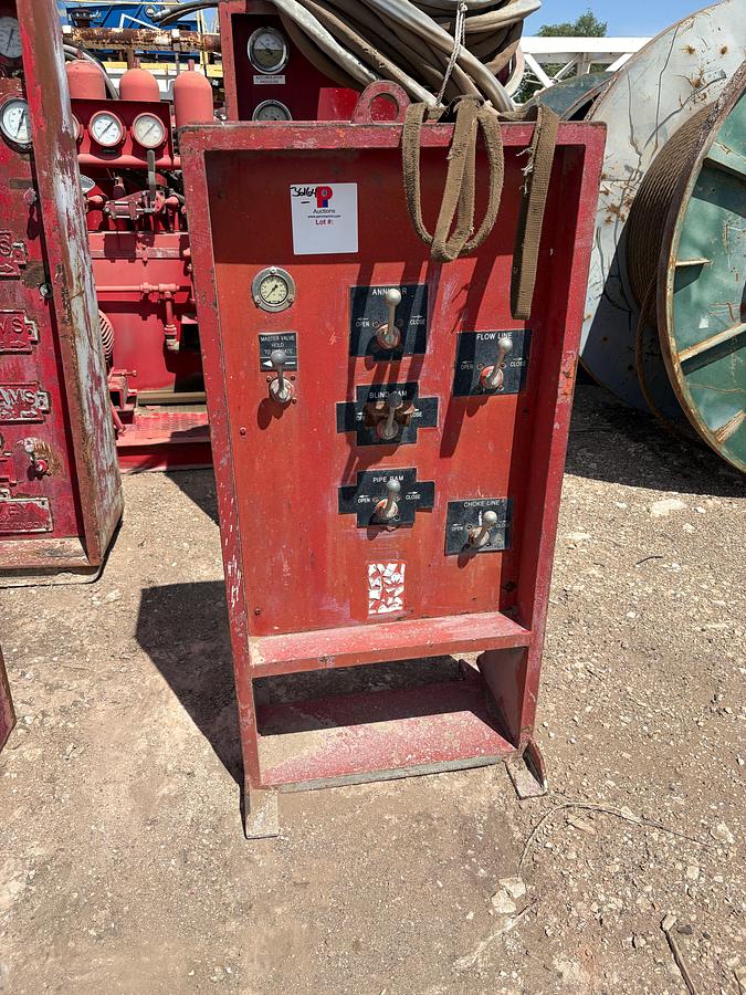 Used Accumulator remote control station