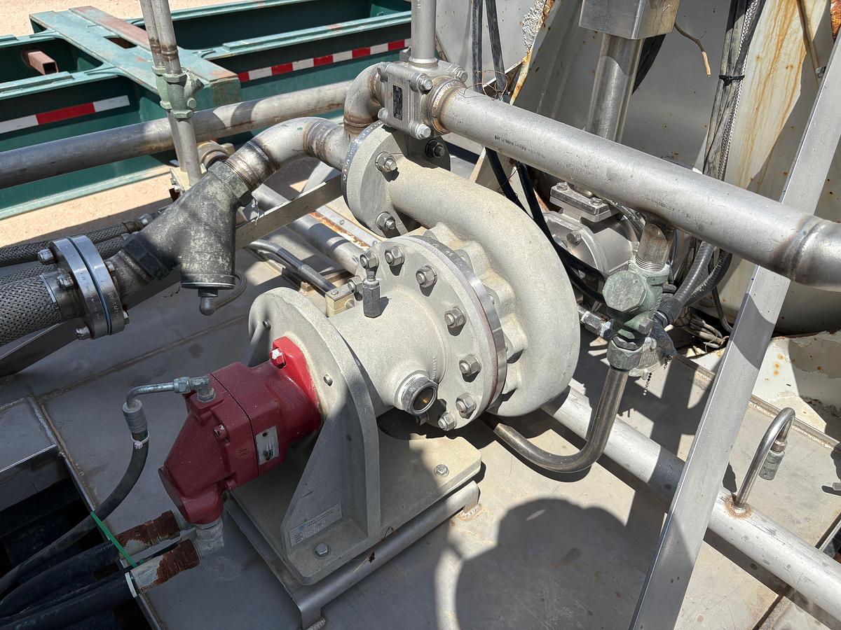 Used 2005 LORNE’S 3-AXLE CS&P QUINTAPLEX NITROGEN PUMP TRAILER