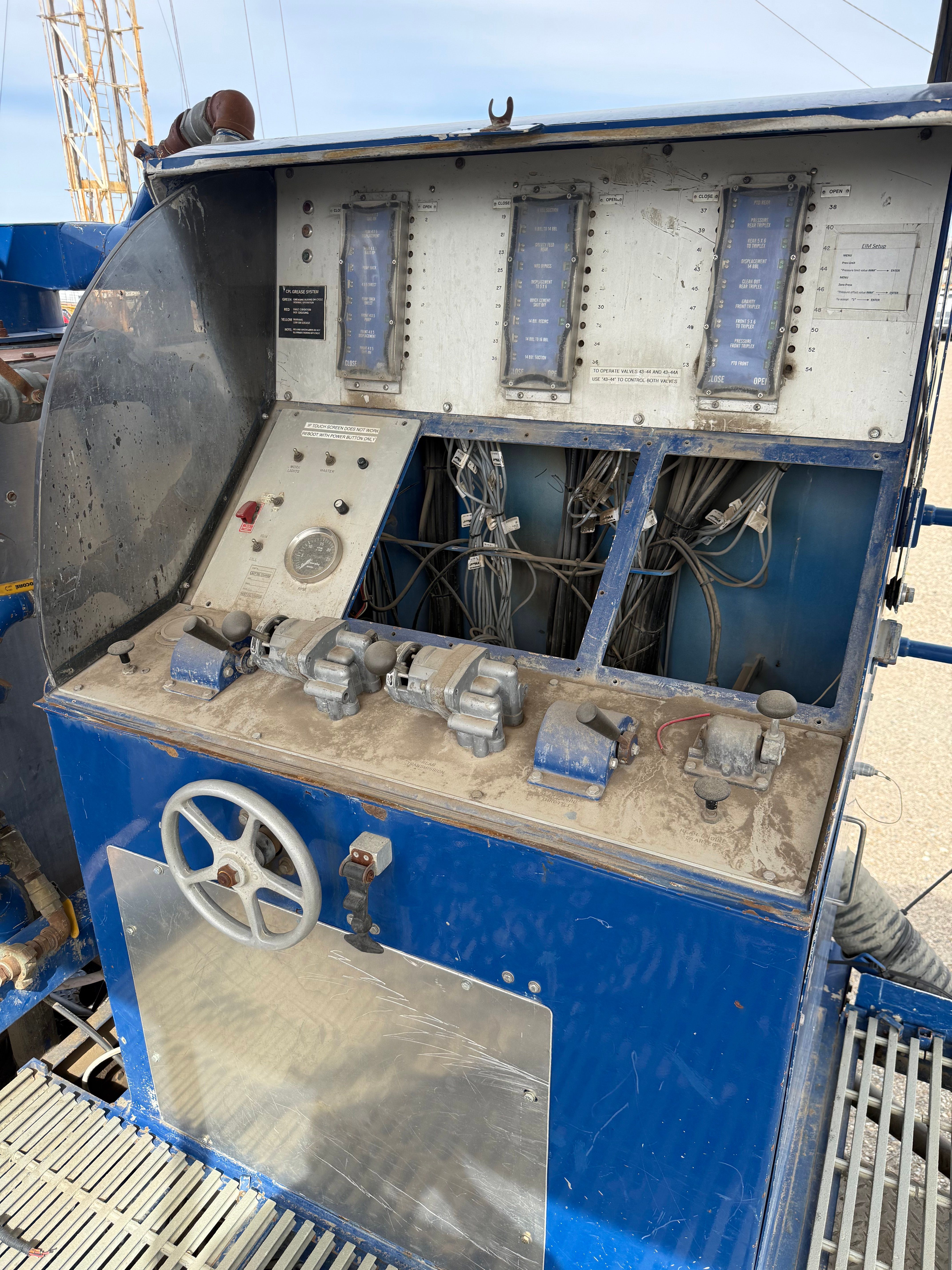 Used 2002 FAMMCO/LIDDELL TWIN CEMENT PUMPERS
