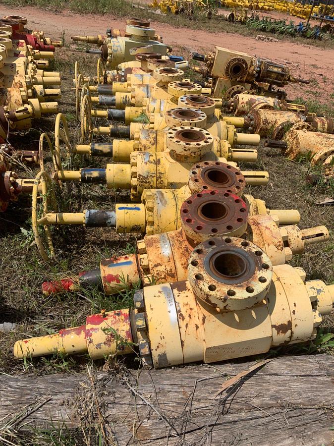Used (14) 4-1/16 10k Manual Gate Valves