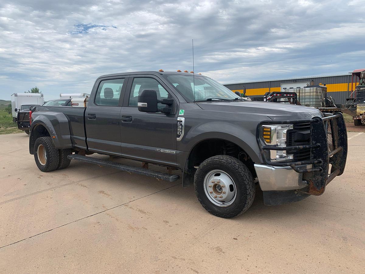 Used 2019 FORD F-350 SD XL 4X4 CREW CAB DUALLY PICKUP TRUCK