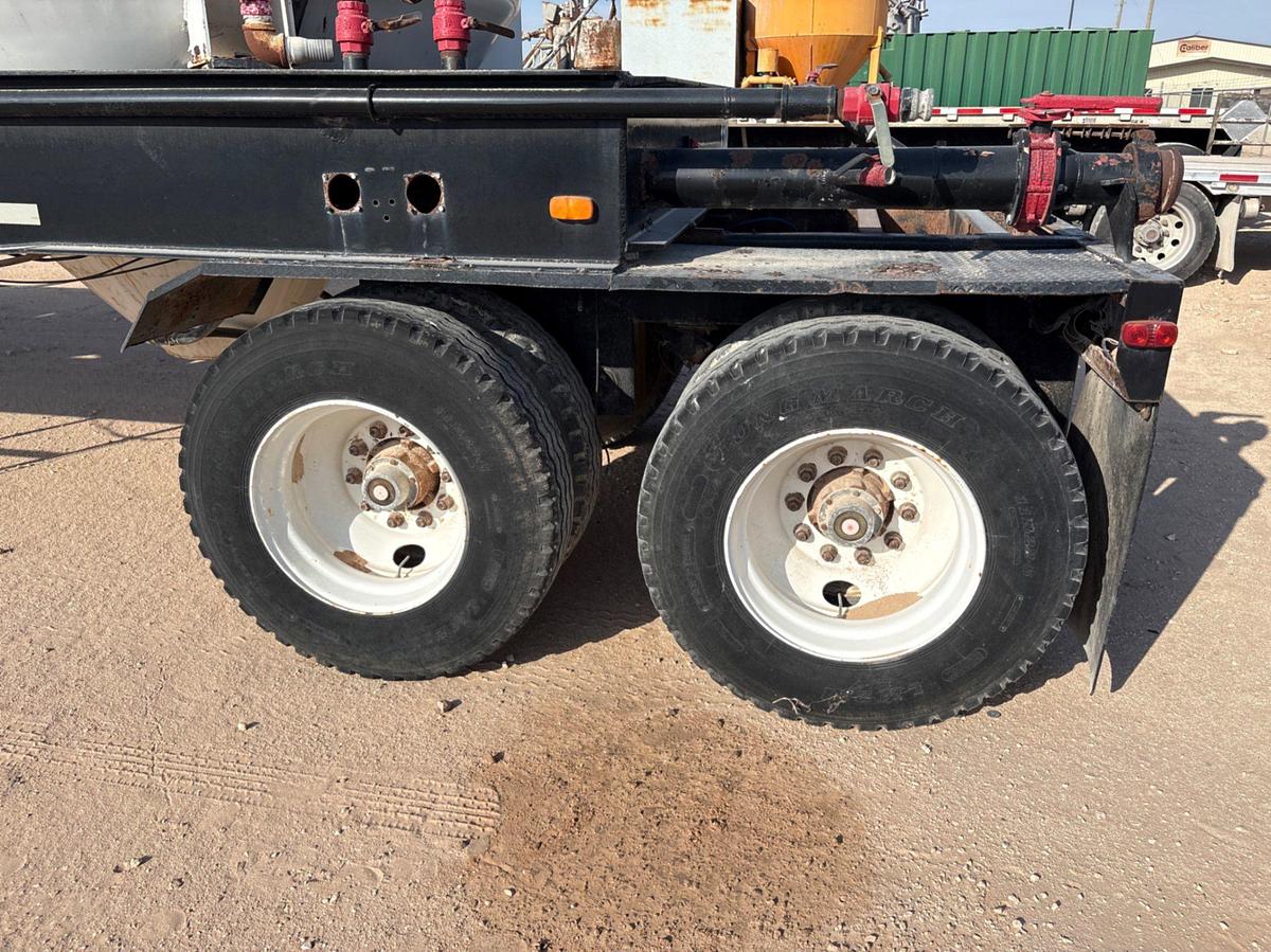 Used SHOPBUILT T/A 2-POD DRY BULK TRANSPORT TRAILER