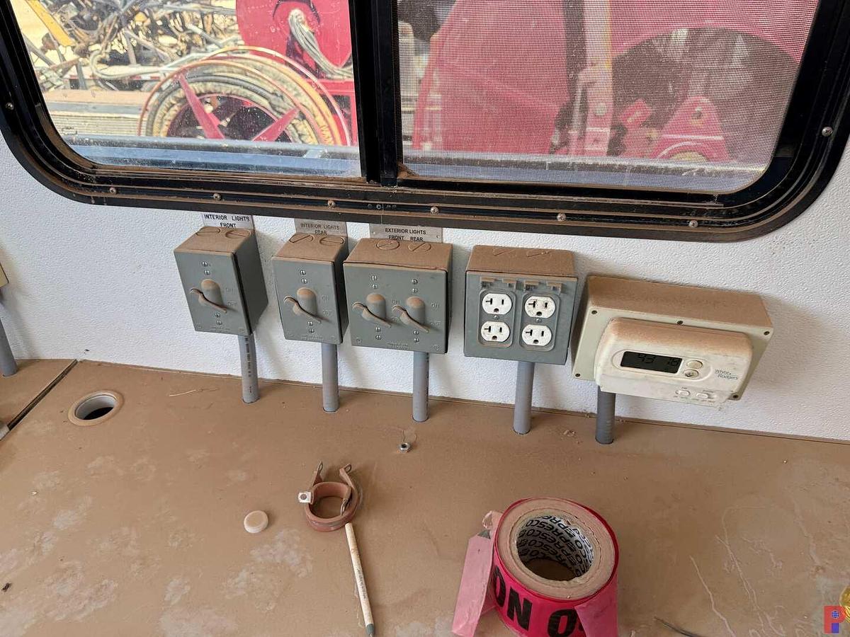 Used 2015 HYDRA RIG HR6100 15K 2-3/8" COIL TUBING TRAILER