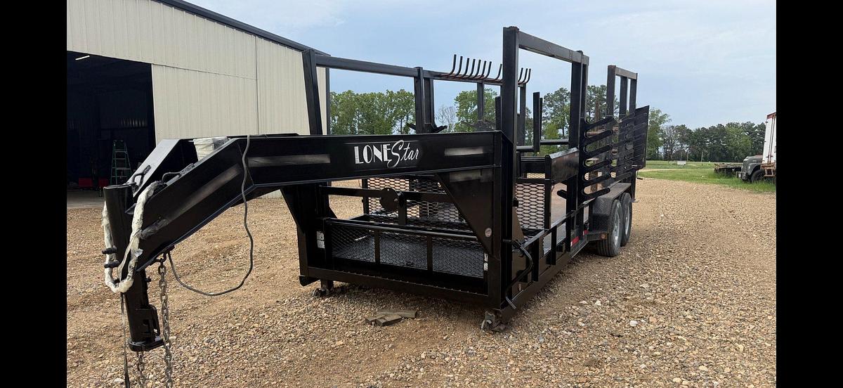 Used 2018 NWT HOLDINGS LONESTAR 20' T/A MONORAIL GOOSENECK TRAILER