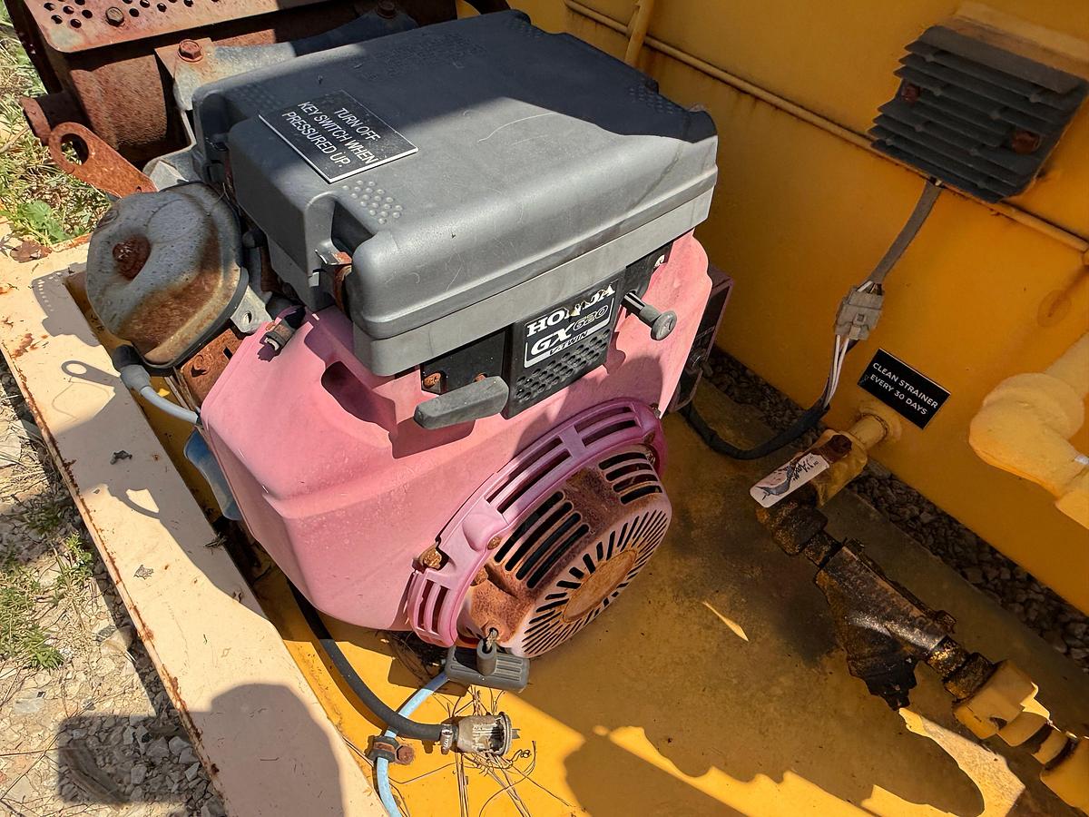 Used 2009 ADVANCED PRESSURE 3-STATION 4-BOTTLE ACCUMULATOR CLOSING UNIT, SKIDDED