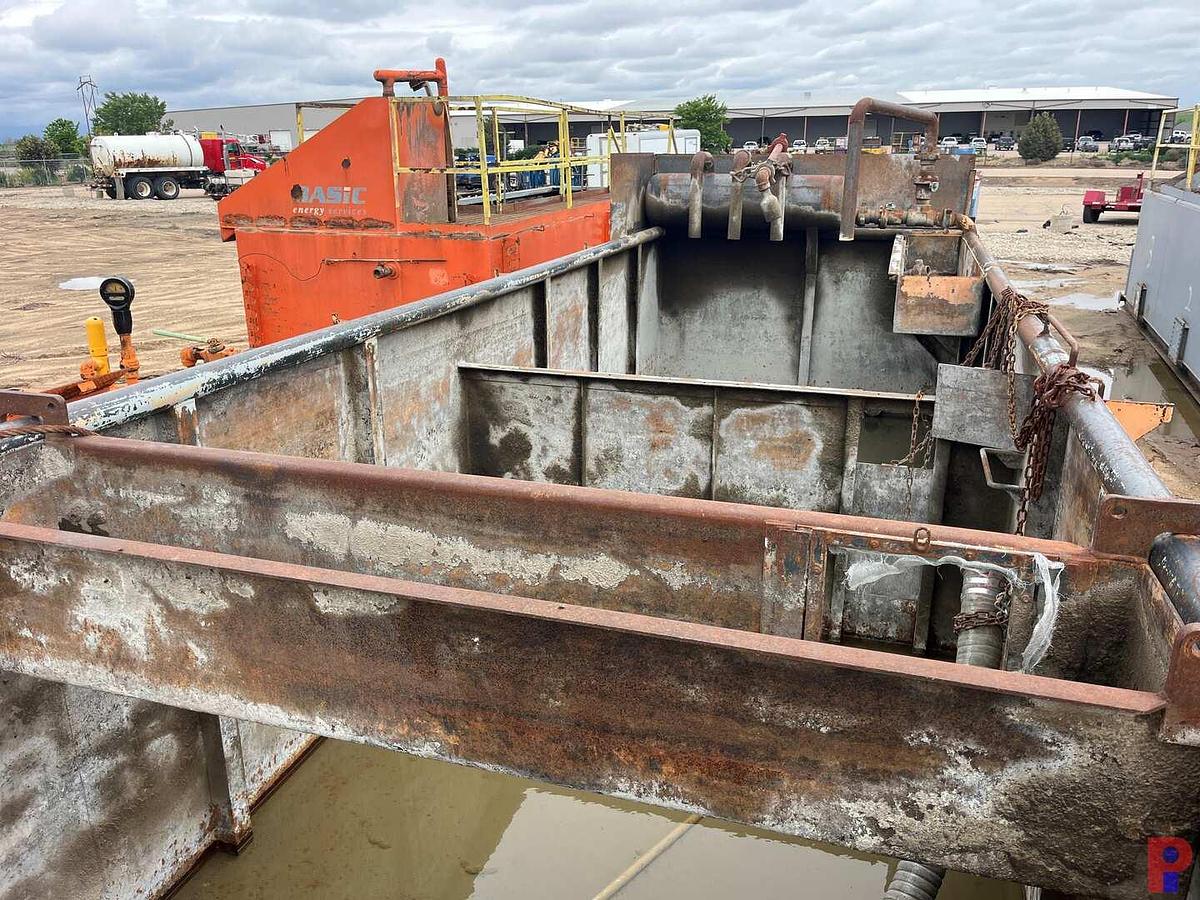 Used 30X8X5 REVERSE TANK W/ GAS BUSTER