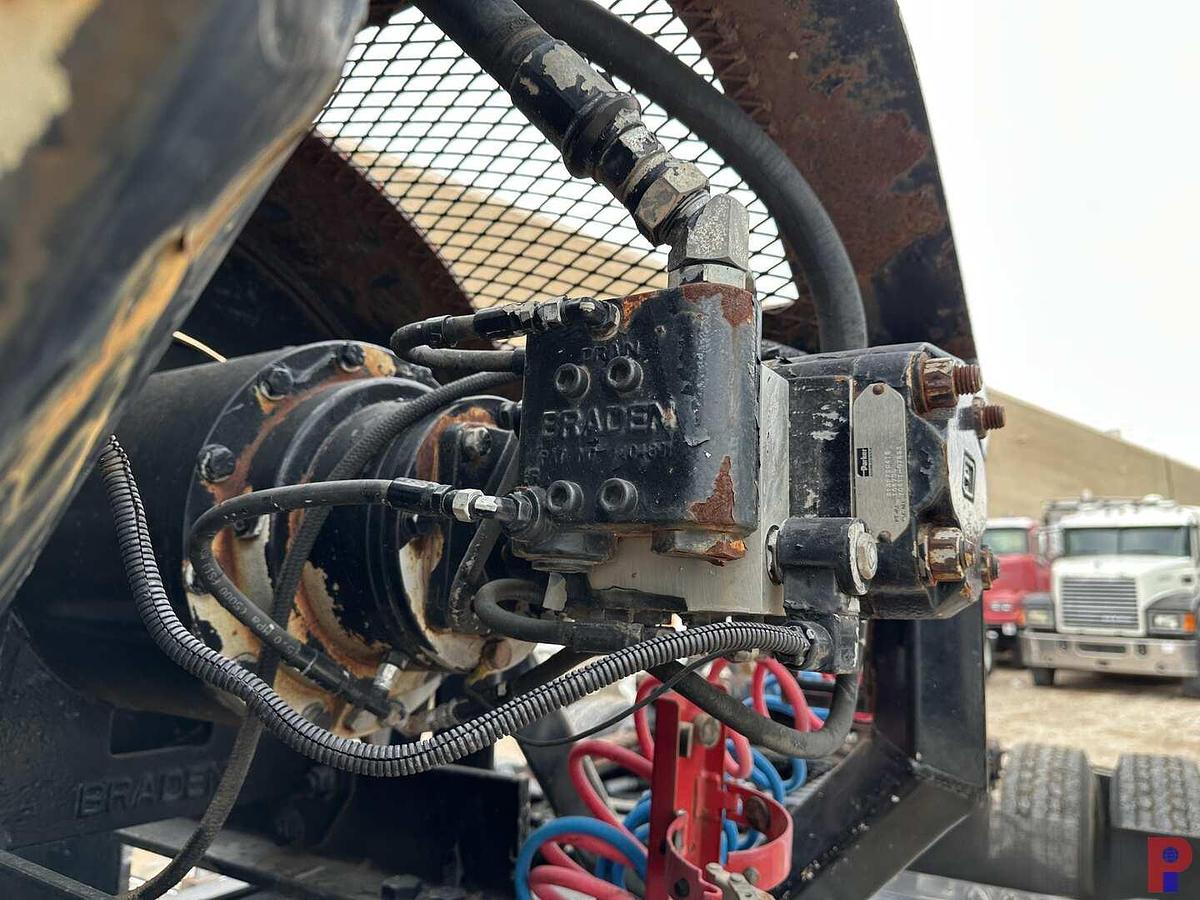 Used 2012 PETERBILT 367 T/A WINCH TRUCK