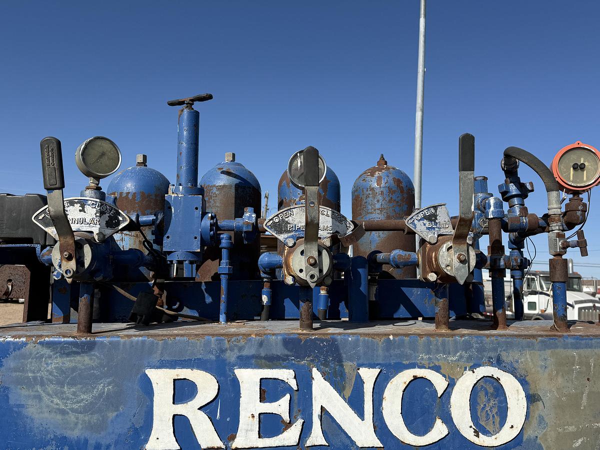 Used 7-1/16 REEDY 5M 2-7/8 HYD BOP 3-STATION MTD ON 1999 HMDE T/A BP ACCUMULATOR CLOSING UNIT TRAILER