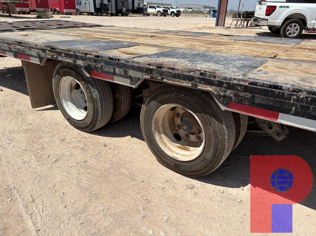 Used 2018 BIG TEX 40’ X 102” T/A GOOSENECK TRAILER